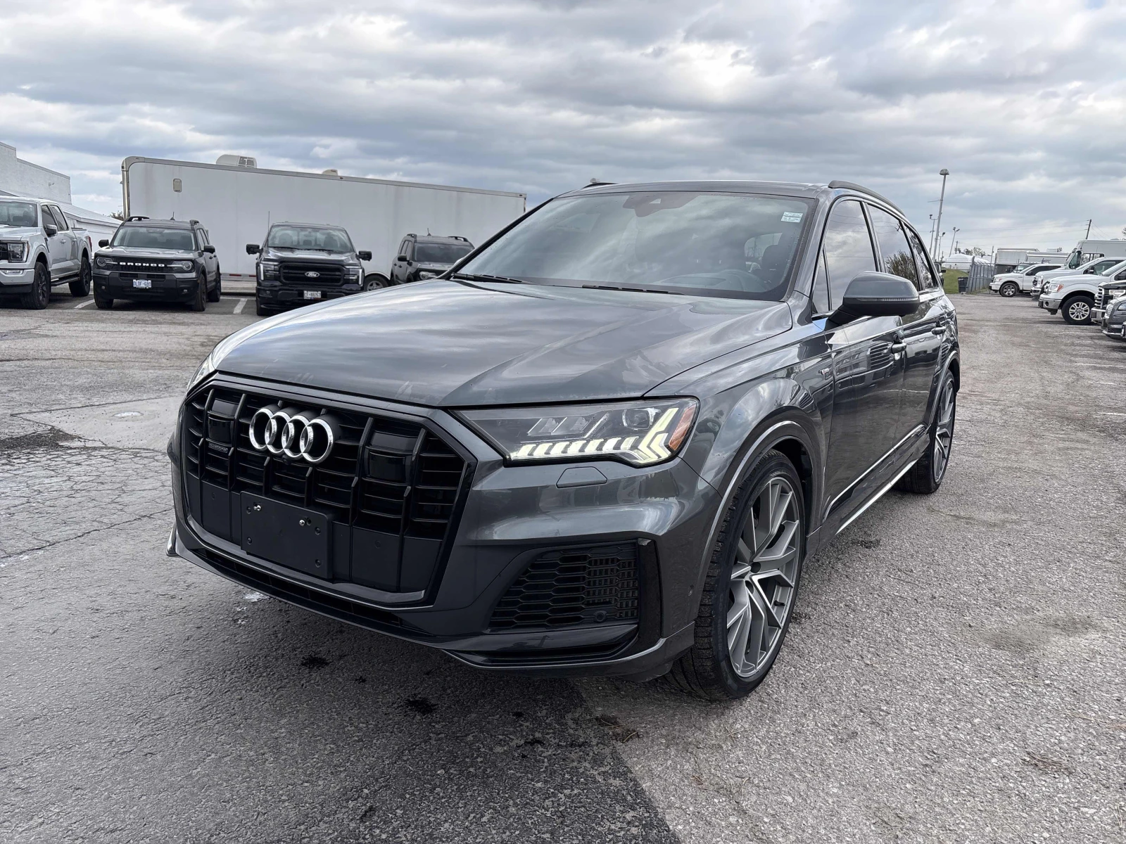 Audi Q7 Technik / FULL !!! / Carfax / Лизинг