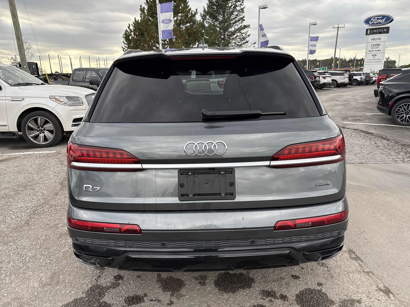 Audi Q7 Technik / FULL !!! / Carfax / Лизинг, снимка 4 - Автомобили и джипове - 56439902