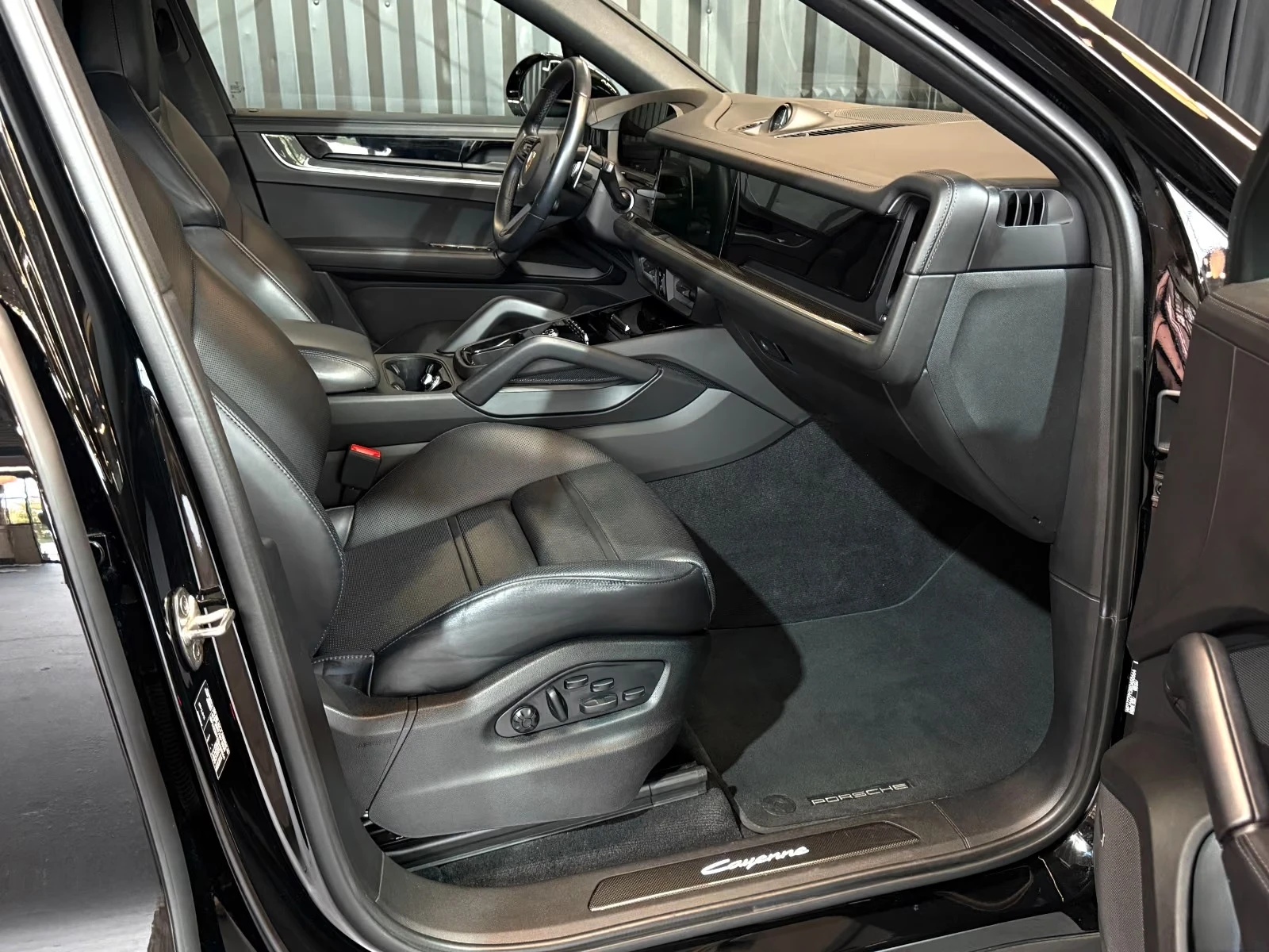 Porsche Cayenne COUPE/4WD/REAR AXLE/LUFT/VENT/HUD/BOSE/ | Mobile.bg � ����������� 14