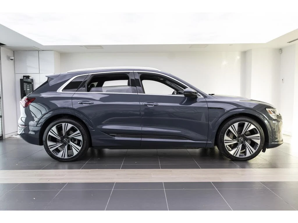 Audi Q8 55 �-tron-quattro/������ ��� ������������ ������/ | Mobile.bg � ����������� 4