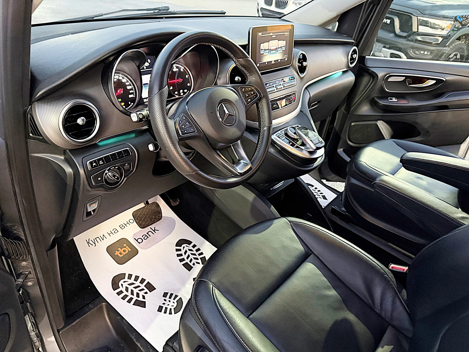 Mercedes-Benz V 220 AMG OPTIK-AVANTGARD-LED-BIXENON-KAMERA-PODGREV-FUL, снимка 10 - Бусове и автобуси - 54725271