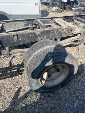 Mercedes-Benz 814 няма броня, снимка 3