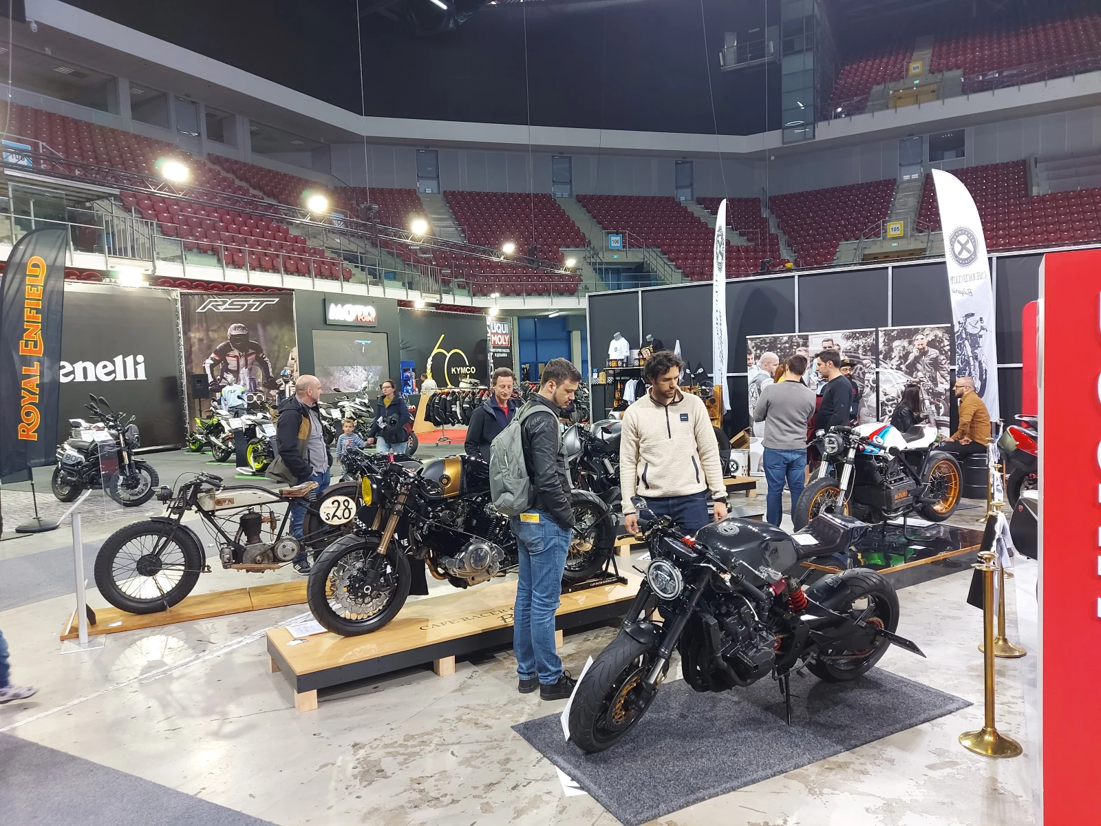 Honda Cb 600 F custom , снимка 14 - Мотоциклети и мототехника - 54015092