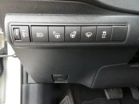 Toyota Corolla 1.8 Hybrid, снимка 10