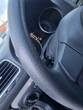 VW Golf 6 2.0тди - 5000 € / 9779.15 лв. - 44391633 13