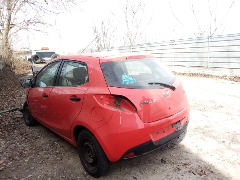 Mazda 2, снимка 4 - Автомобили и джипове - 23532852