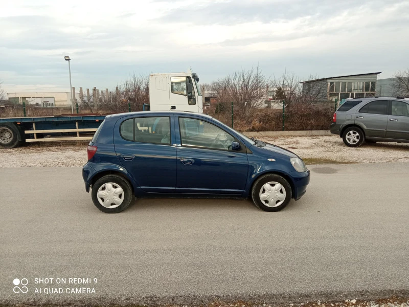 Toyota Yaris Бензин полуавтомат , снимка 2 - Автомобили и джипове - 43682335