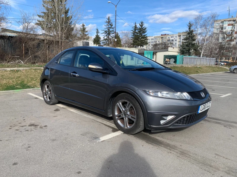 Honda Civic 1, 8 I-VTEC, снимка 12 - Автомобили и джипове - 47909791