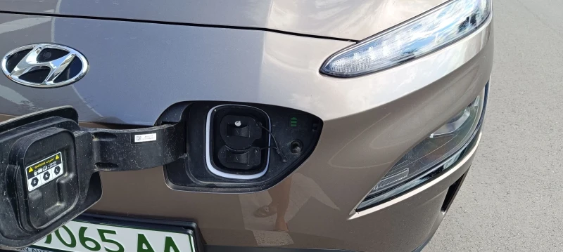 Hyundai Kona Electric 64 KW 09.2023г. Гаранция , снимка 10 - Автомобили и джипове - 44531440