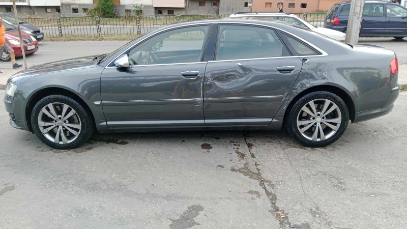 Audi S8 Long version , снимка 10 - Автомобили и джипове - 47068394