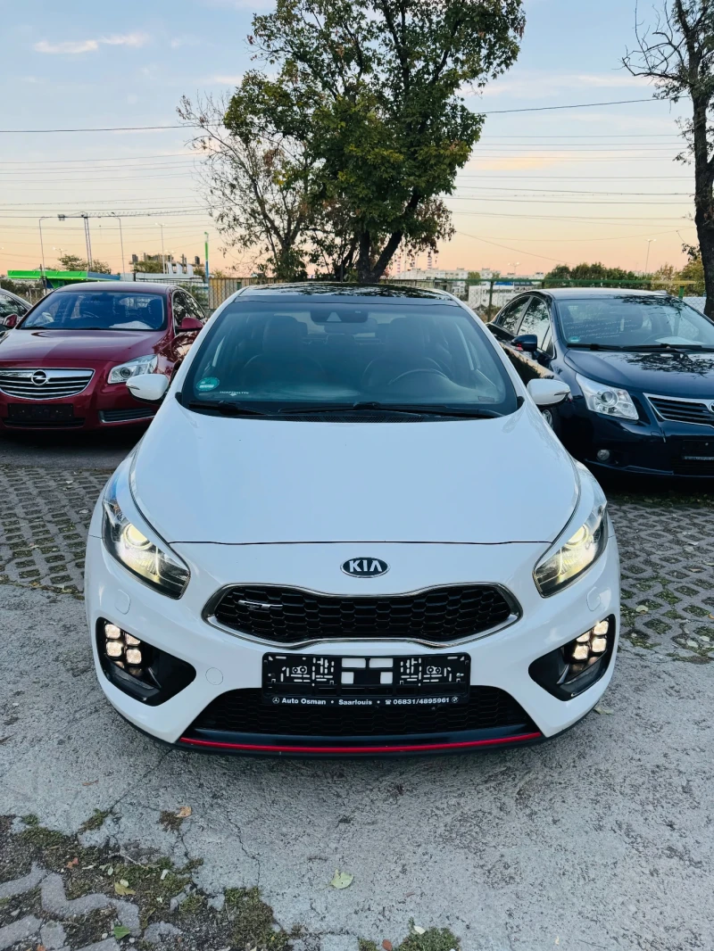 Kia Ceed 1.6 / 16V GT \ SPORT, снимка 3 - Автомобили и джипове - 47377789