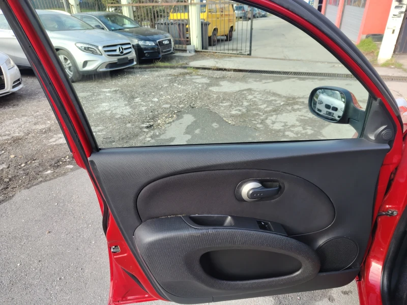 Nissan Micra, снимка 9 - Автомобили и джипове - 48331039