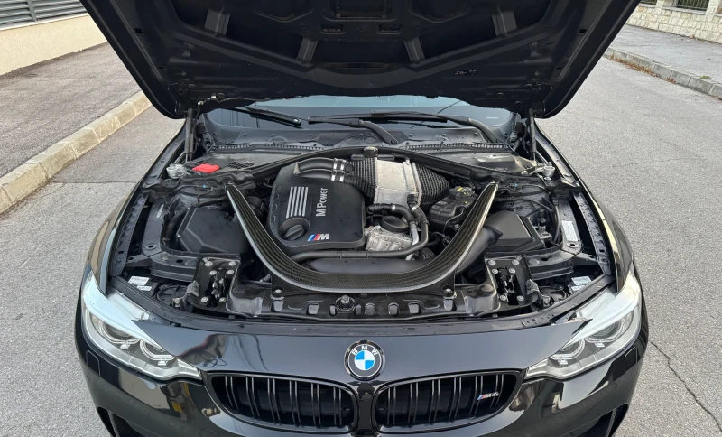 BMW M4 Carbon, снимка 15 - Автомобили и джипове - 48350325