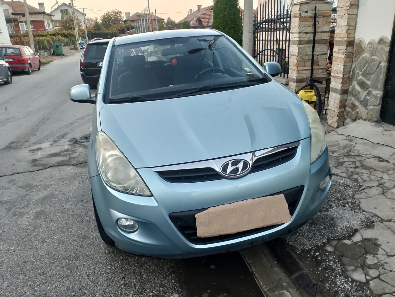 Hyundai I20, снимка 3 - Автомобили и джипове - 48409725