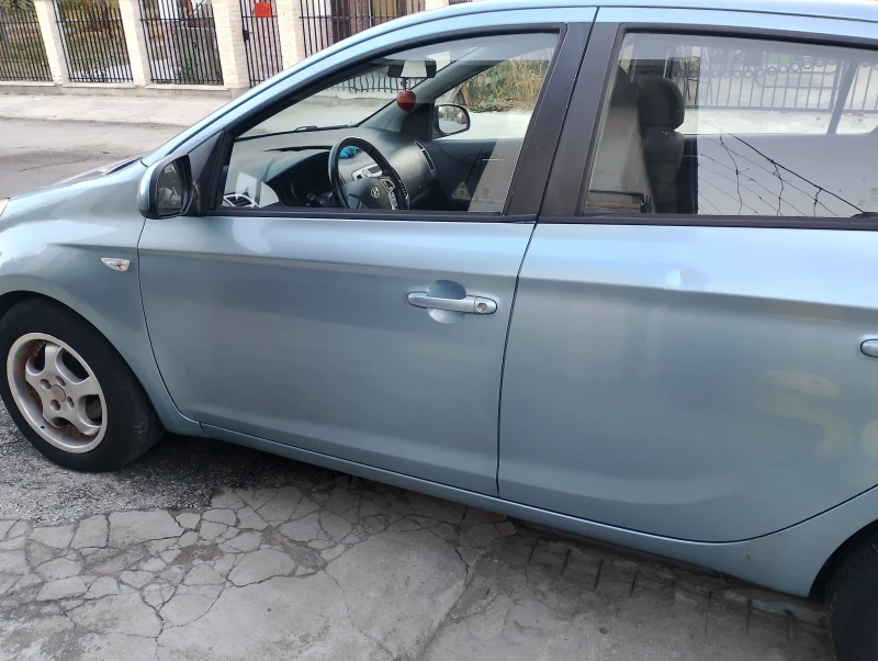 Hyundai I20, снимка 4 - Автомобили и джипове - 48409725