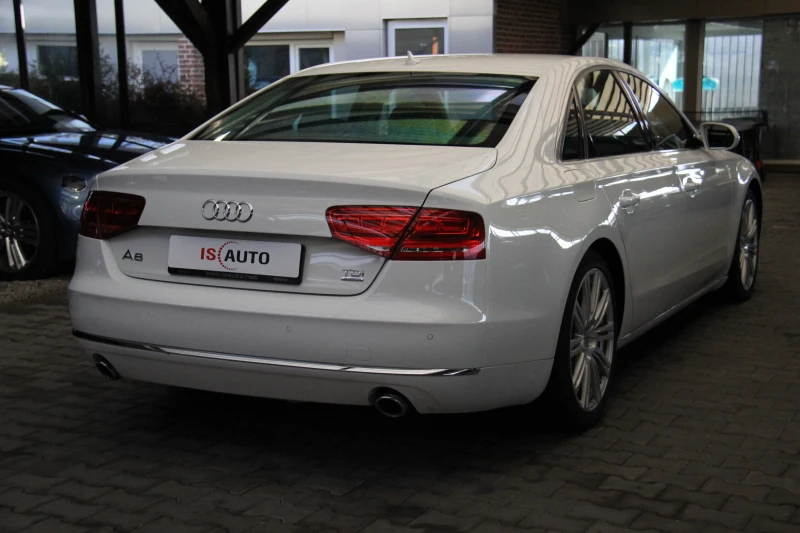 Audi A8  4.2TDI/Navi/Led/Quattro, снимка 4 - Автомобили и джипове - 48669487