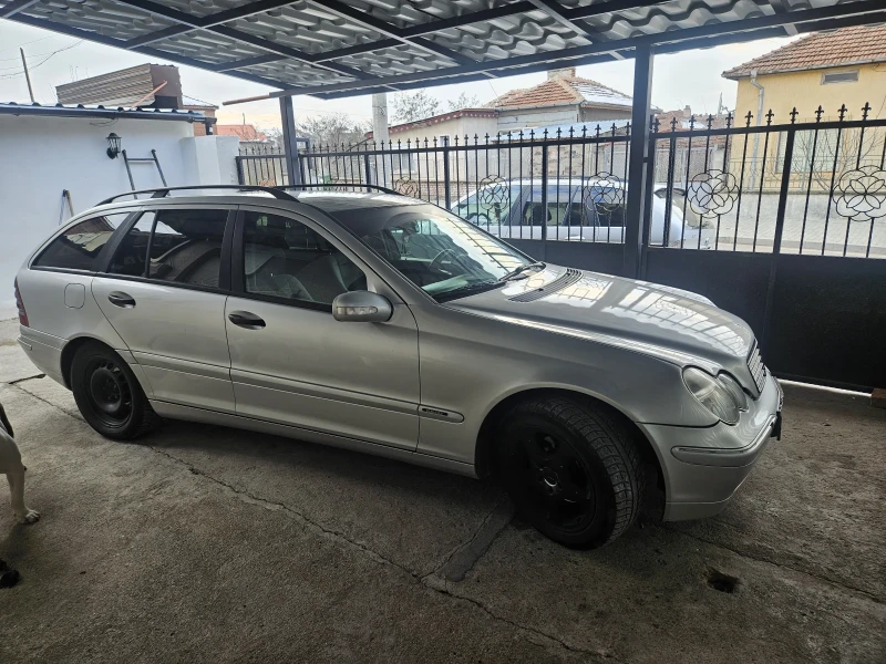 Mercedes-Benz C 220, снимка 1 - Автомобили и джипове - 48774586