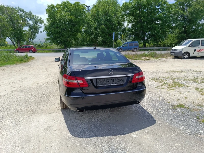 Mercedes-Benz E 300 Blue Efficiency , снимка 6 - Автомобили и джипове - 50389798