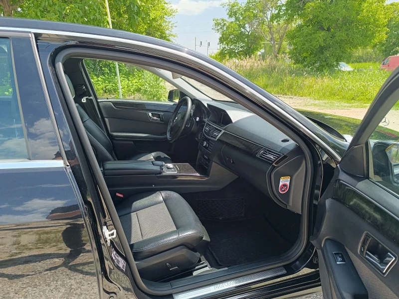 Mercedes-Benz E 300 Blue Efficiency , снимка 8 - Автомобили и джипове - 50389798