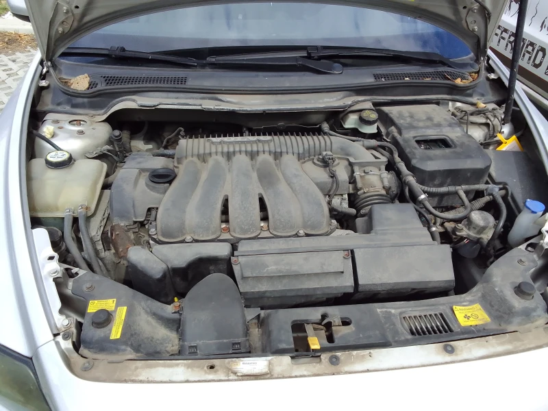 Volvo S40, снимка 6 - Автомобили и джипове - 52968014