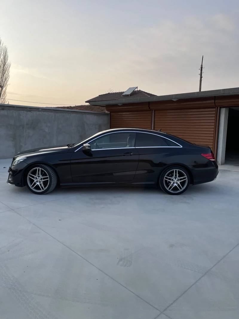 Mercedes-Benz E 350 Bluetec Coupe AMG пакет, снимка 4 - Автомобили и джипове - 52214886