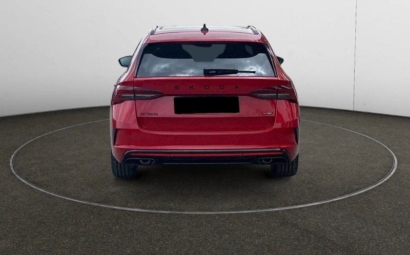 Skoda Octavia 2.0TSI* RS* DISTR* CAM* PANO* LED* CARPLAY* , снимка 2 - Автомобили и джипове - 52490771