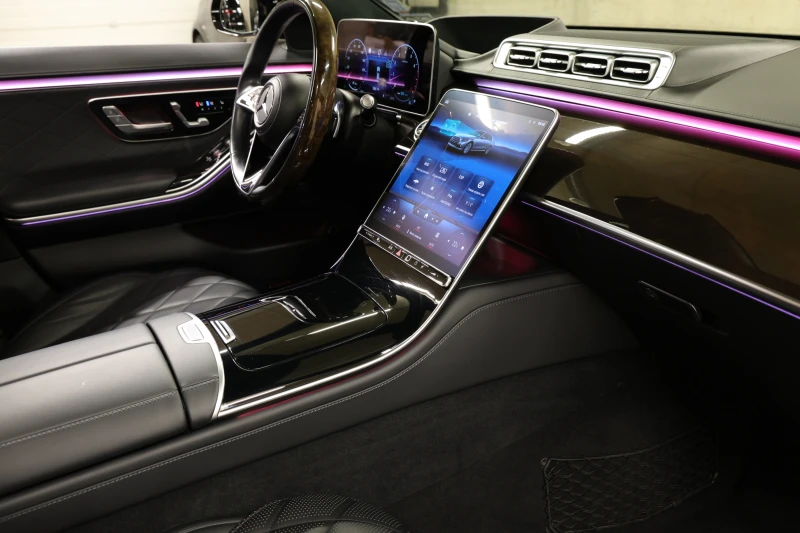 Mercedes-Benz S 580 Long AMG 3xTV Ексклузив Вентилация Масаж Панорамa, снимка 10 - Автомобили и джипове - 52528033