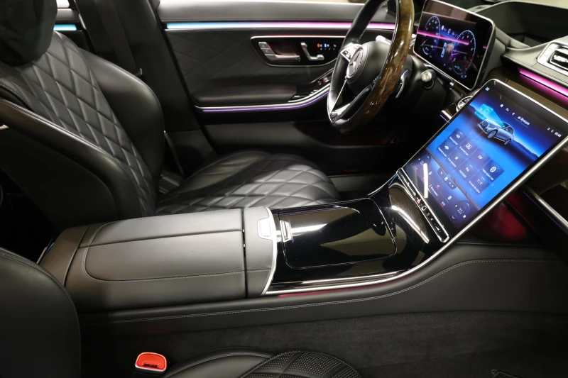 Mercedes-Benz S 580 Long AMG 3xTV Ексклузив Вентилация Масаж Панорамa, снимка 11 - Автомобили и джипове - 52528033