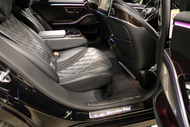 Mercedes-Benz S 580 Long AMG 3xTV Ексклузив Вентилация Масаж Панорамa, снимка 15 - Автомобили и джипове - 52528033