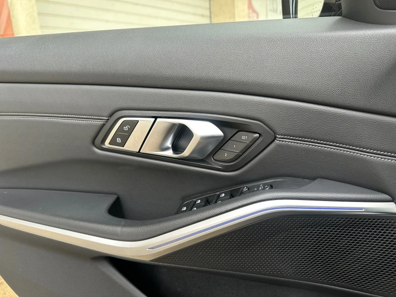 BMW 330 M-sport/Laser/Shadow-line/Keyless, снимка 16 - Автомобили и джипове - 52863960