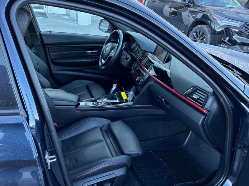 BMW 328 * 328i xDrive * CARFAX * БЕЗ ПЪРВОНАЧАЛНА ВНОСКА, снимка 11 - Автомобили и джипове - 53073381