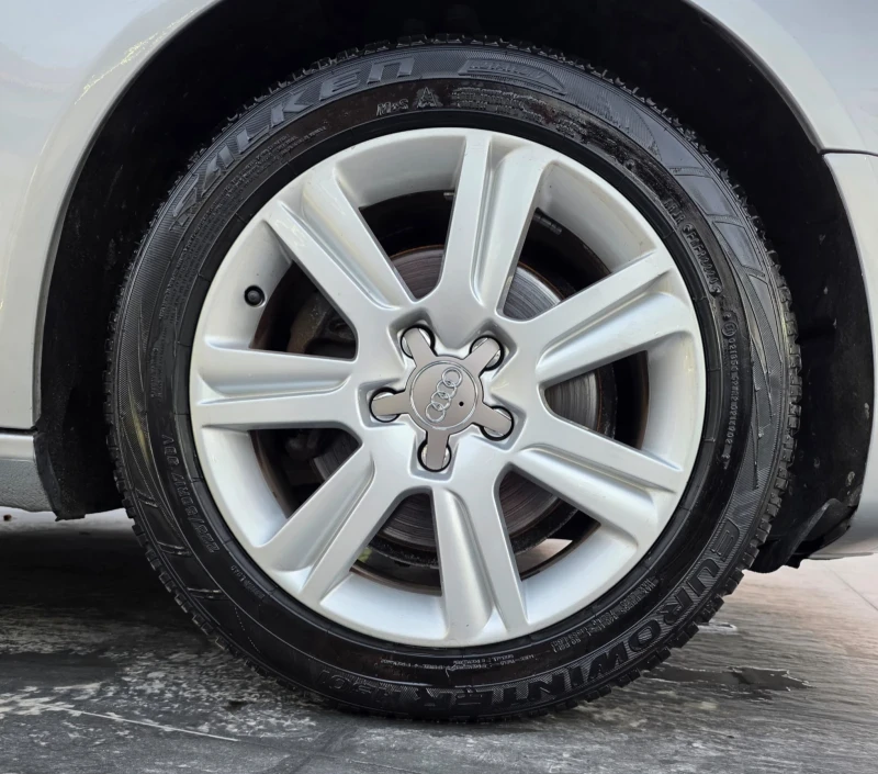 Audi A4 SW 2.0 TDI QUATTRO, снимка 15 - Автомобили и джипове - 53105924