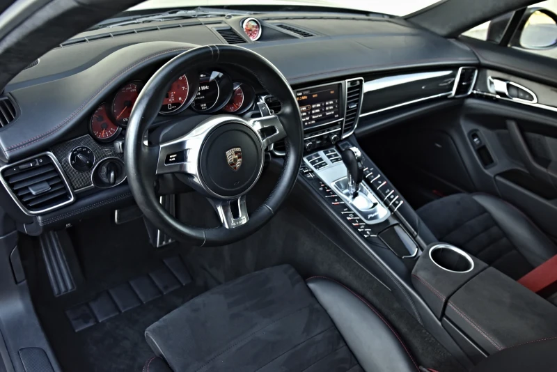 Porsche Panamera * GTS* FULL* , снимка 7 - Автомобили и джипове - 53161014