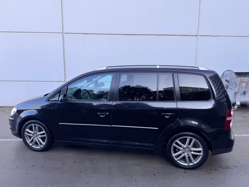 VW Touran 2.0TDi DSG HIGHLINE  , снимка 8 - Автомобили и джипове - 53524154