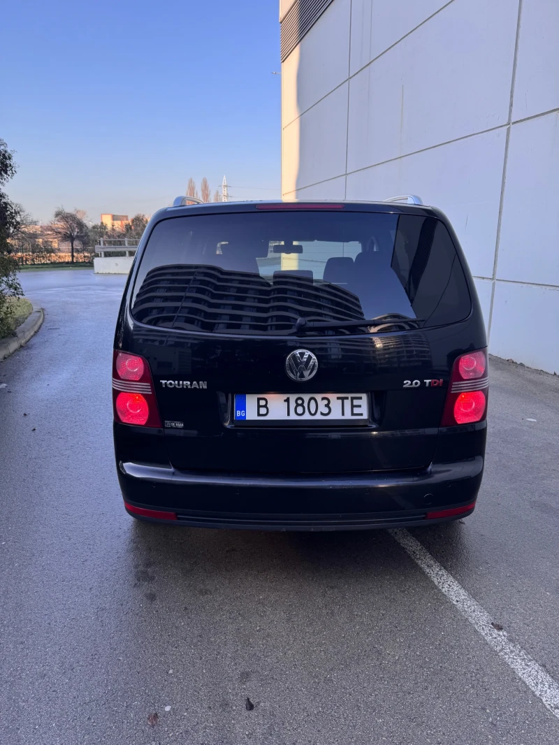 VW Touran 2.0TDi DSG HIGHLINE  , снимка 6 - Автомобили и джипове - 53524154