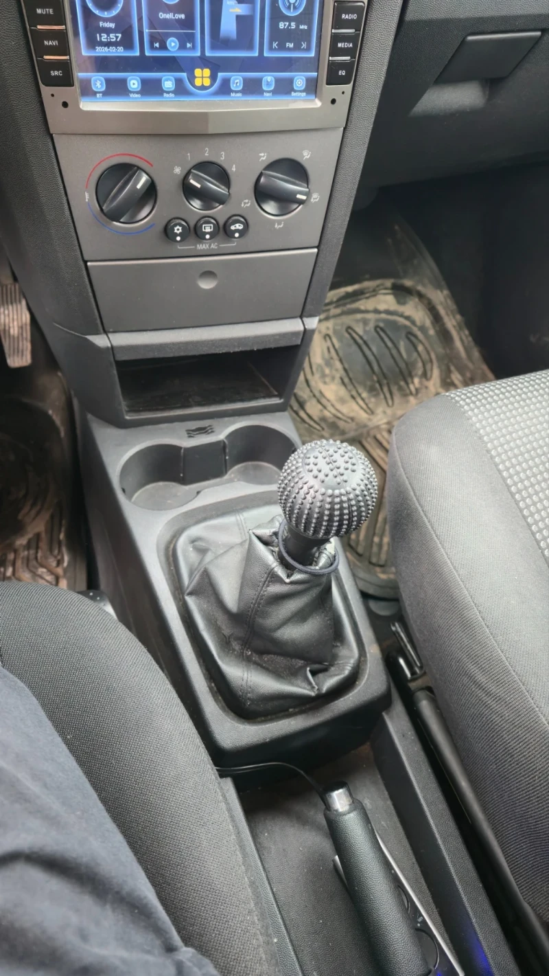 Opel Meriva, снимка 13 - Автомобили и джипове - 53581668