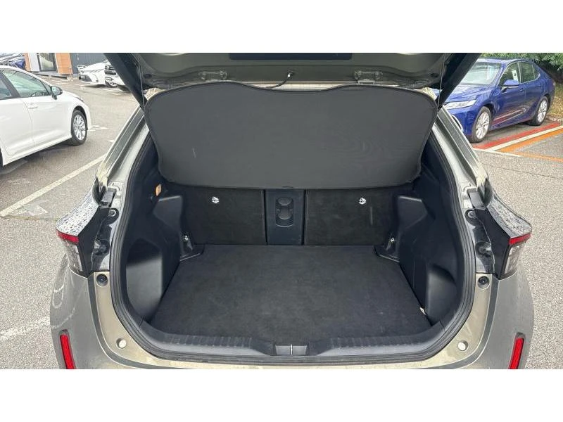 Toyota Yaris Cross 1.5HSD TRAIL AWD, снимка 10 - Автомобили и джипове - 55006671