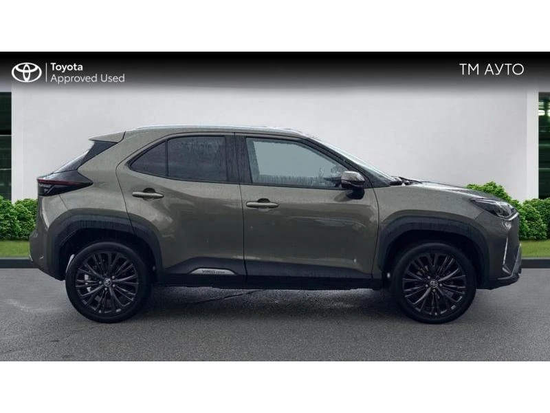 Toyota Yaris Cross 1.5HSD TRAIL AWD, снимка 17 - Автомобили и джипове - 55006671