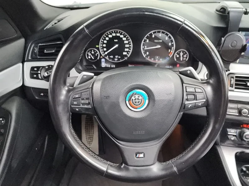BMW 550 550I xDrive, снимка 13 - Автомобили и джипове - 55747884
