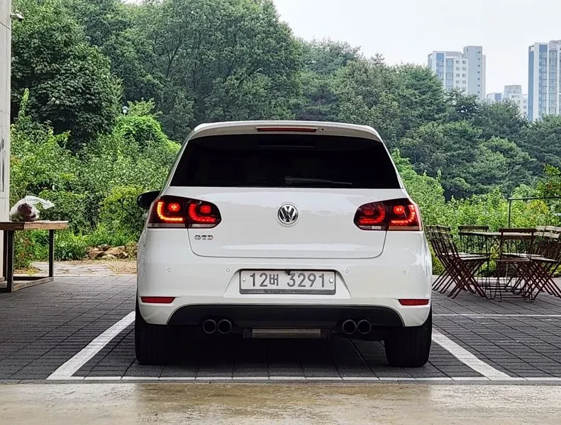 VW Golf 2.0 Gtd, снимка 4 - Автомобили и джипове - 55748781
