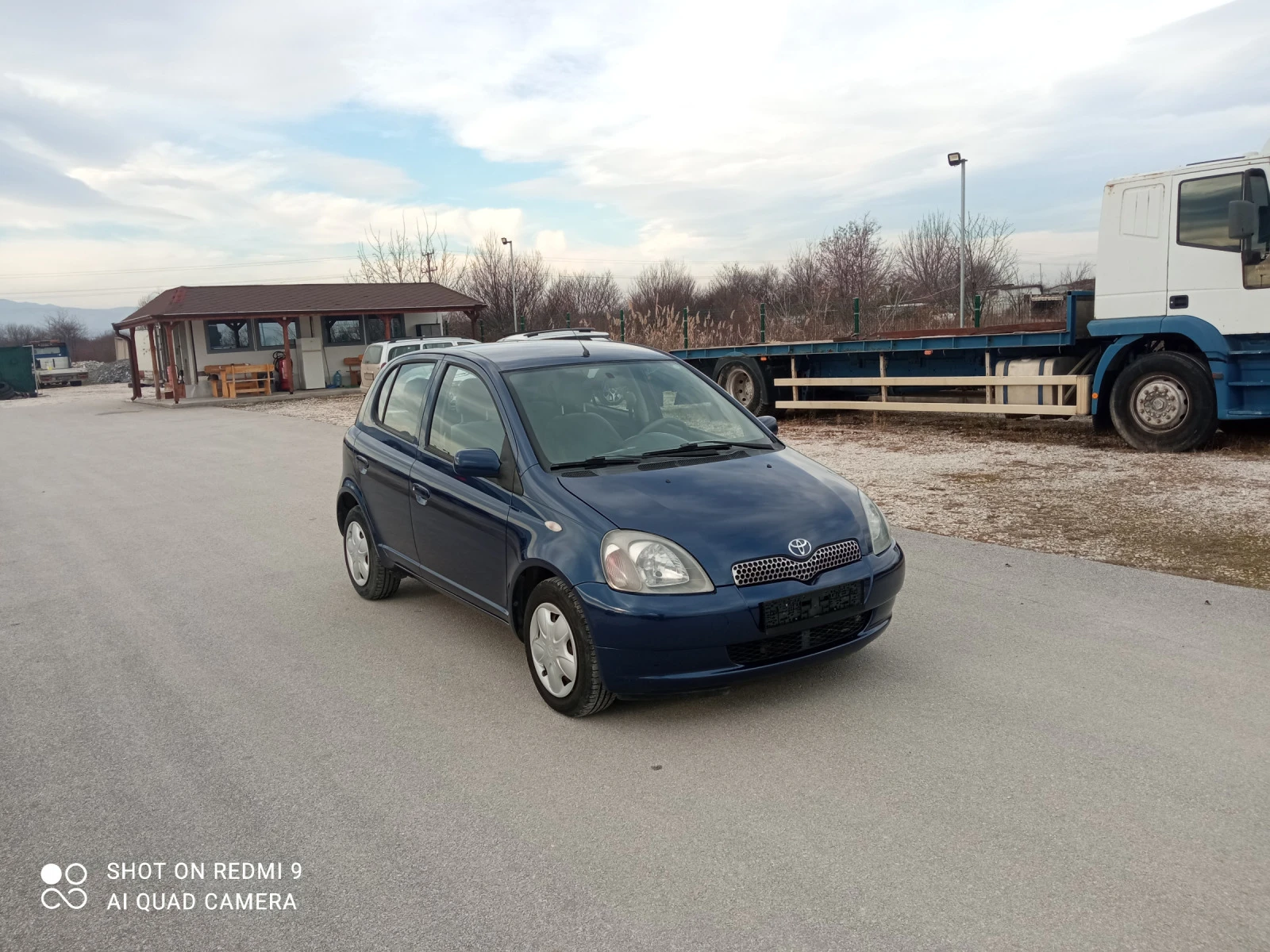 Toyota Yaris Бензин полуавтомат , снимка 1