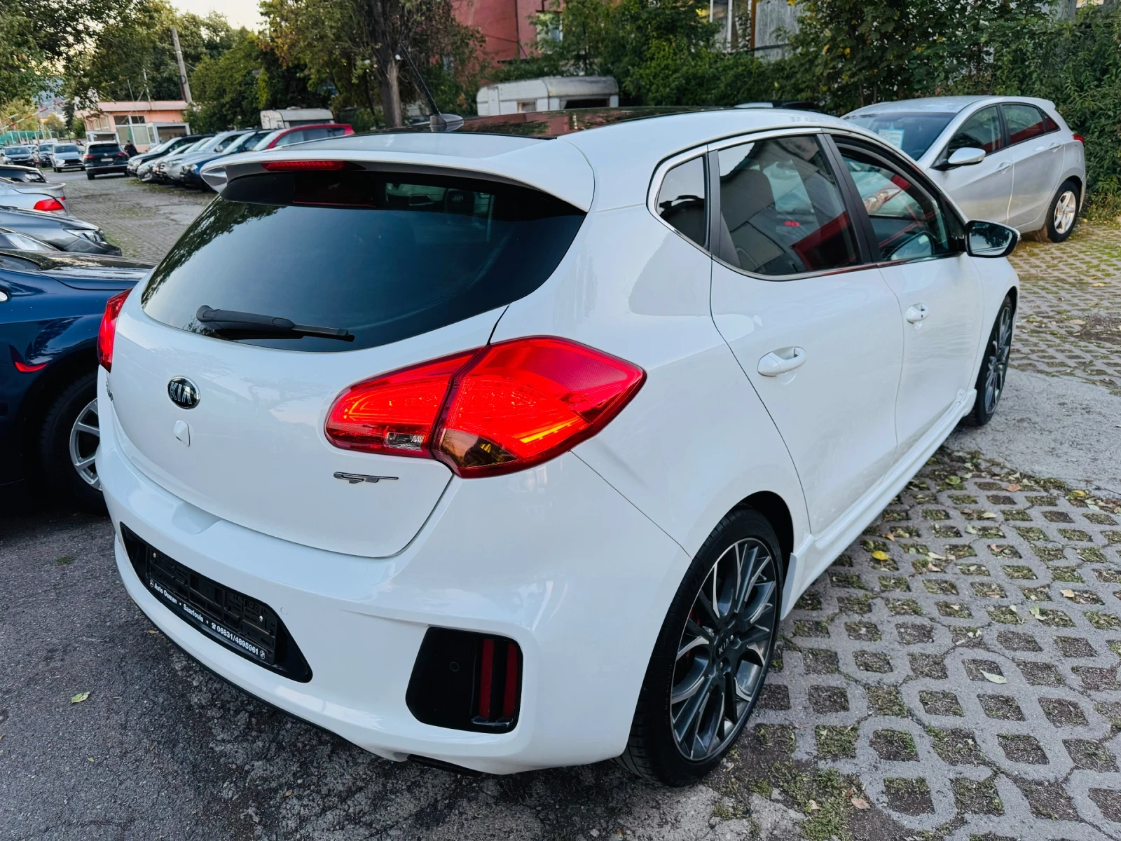 Kia Ceed 1.6 / 16V GT \ SPORT - изображение 2