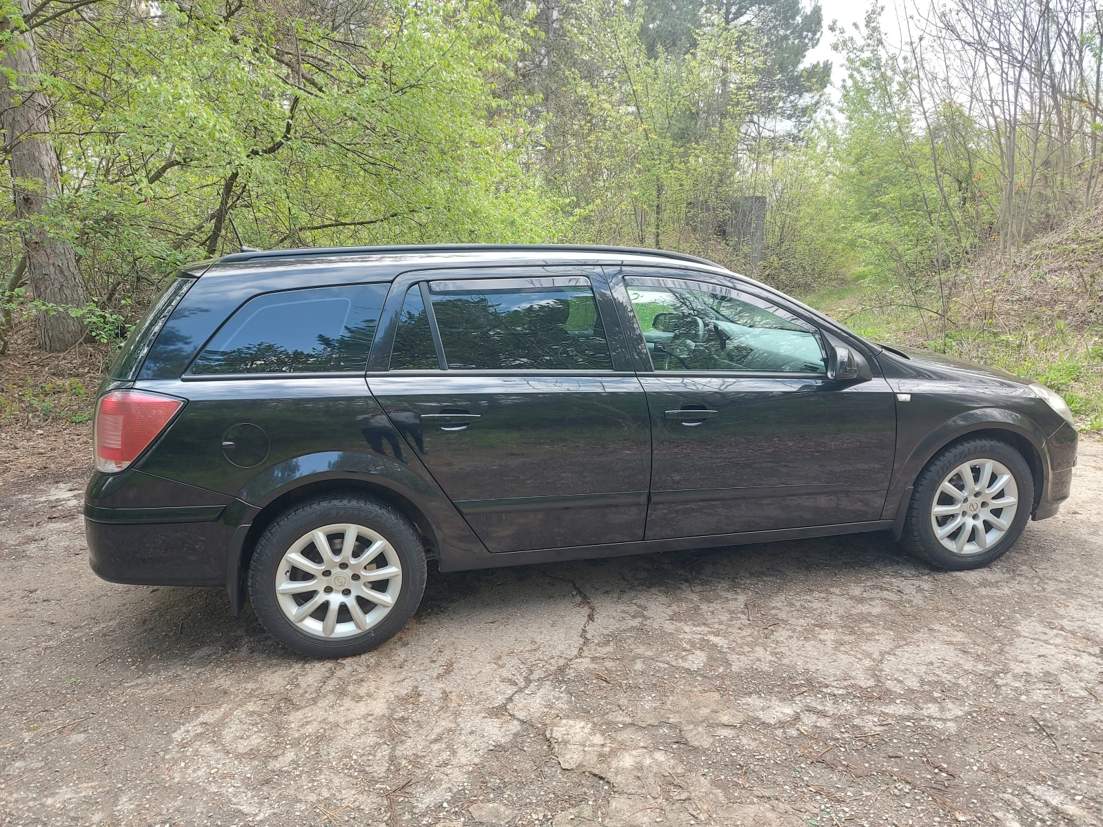Opel Astra H 1.7 CDTI / 6 скорости / 101 к.с. - малкия данък - изображение 6