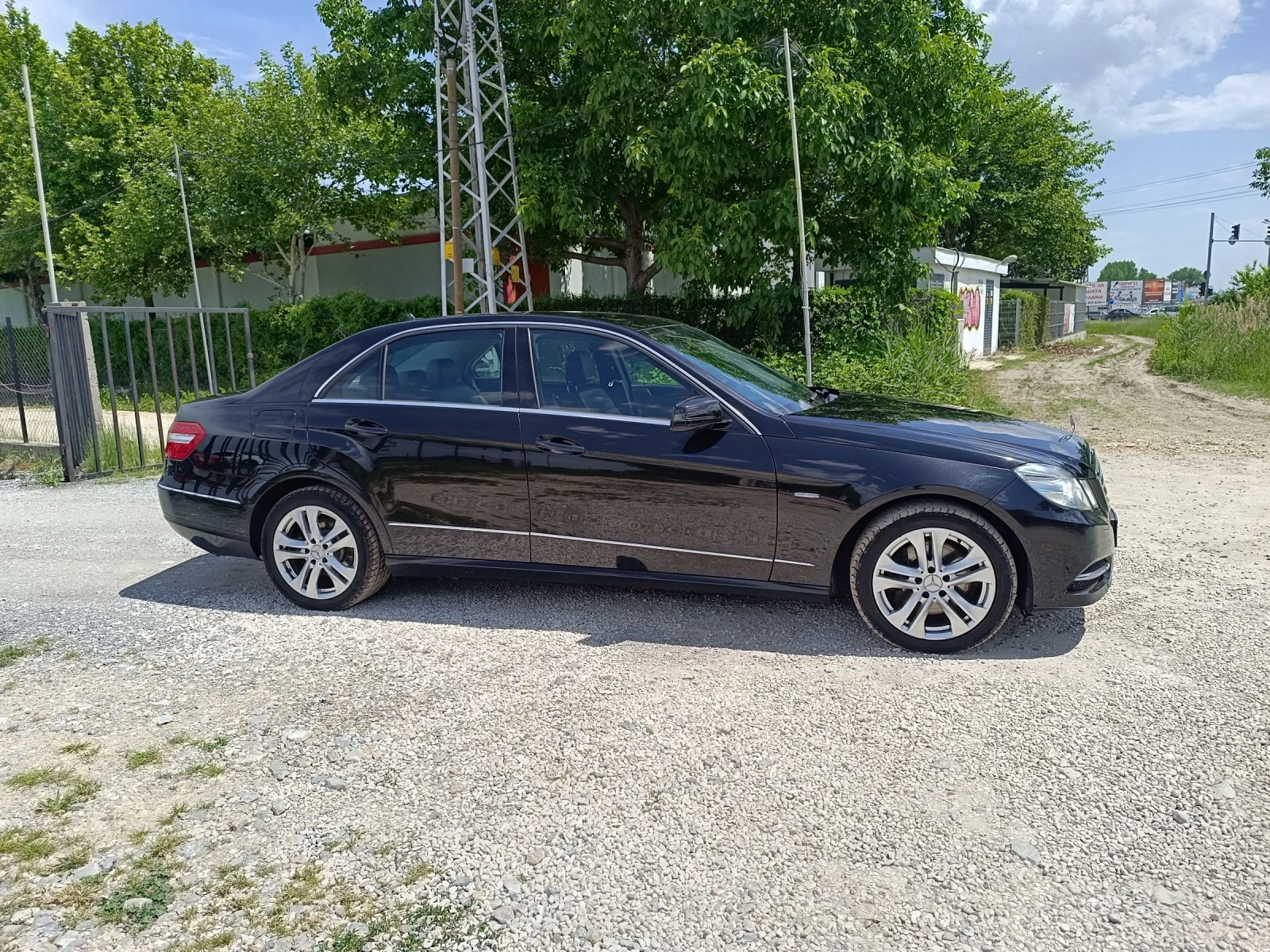 Mercedes-Benz E 300 Blue Efficiency  - изображение 4