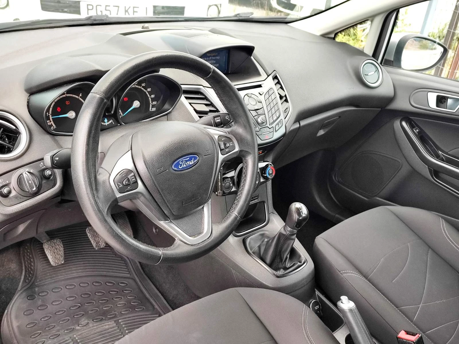 Ford Fiesta 1.5TDCI* EURO 6b - изображение 9