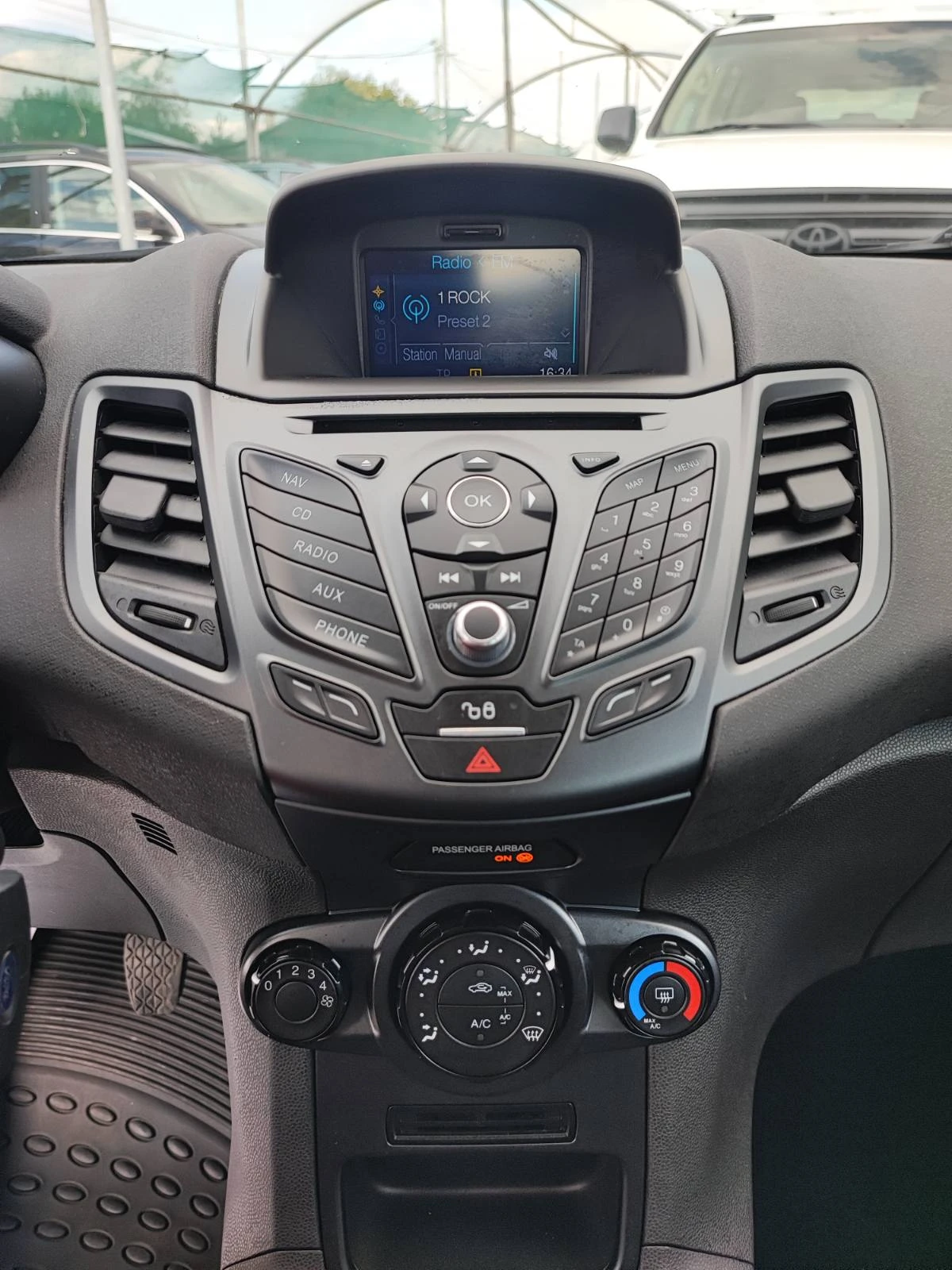 Ford Fiesta 1.5TDCI* EURO 6b | Mobile.bg — изображение 13