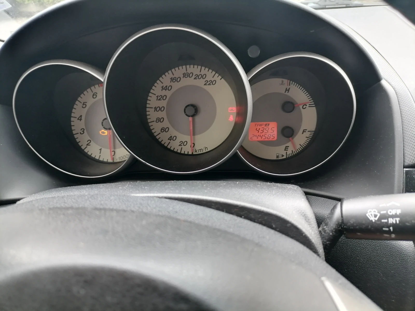 Mazda 3 1.6 хечбек - изображение 7