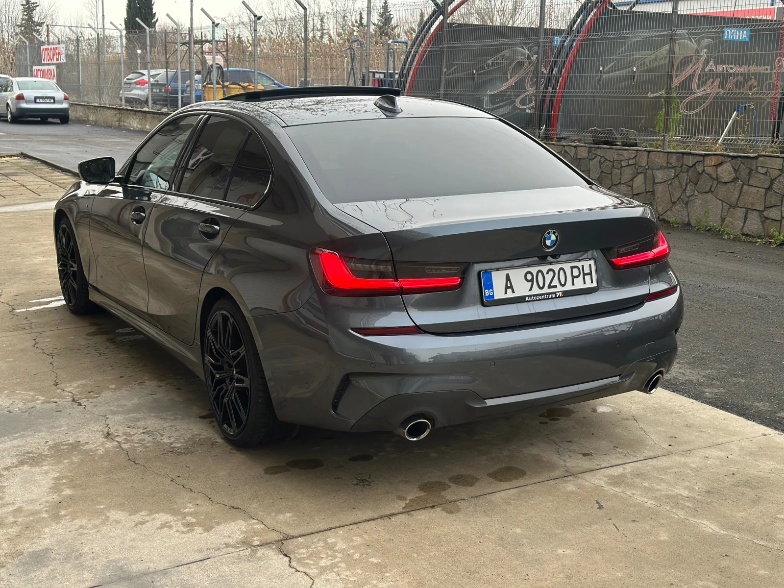 BMW 330 M-sport/Laser/Shadow-line/Keyless - изображение 5