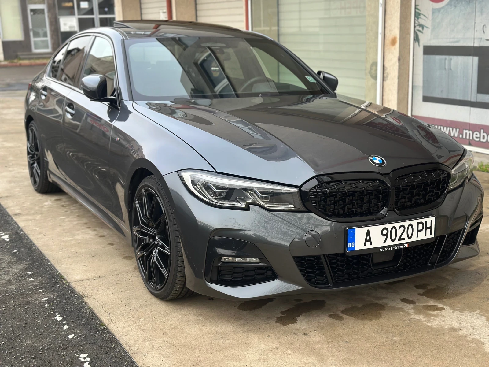 BMW 330 M-sport/Laser/Shadow-line/Keyless - изображение 2