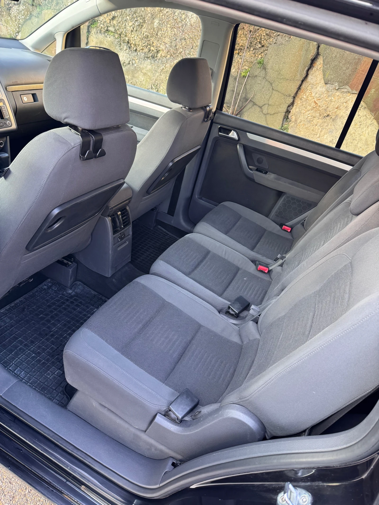 VW Touran 2.0TDi DSG HIGHLINE   - изображение 10